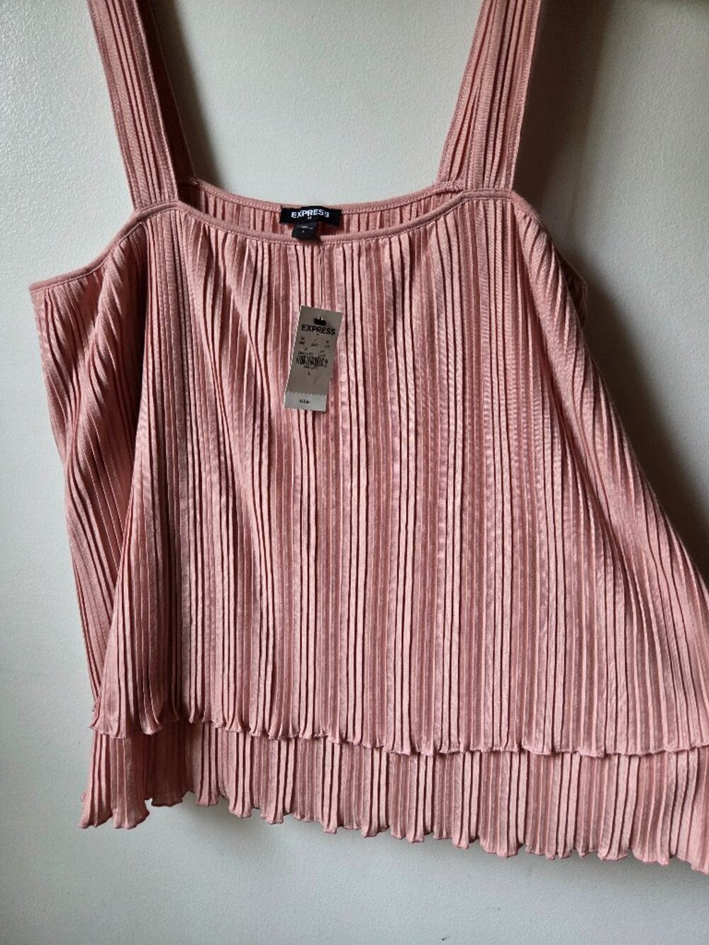 NWT EXPRESS BLUSH PINK ACCORDION / PLEATED TANK TOP SIZE L - Picture 2 of 10